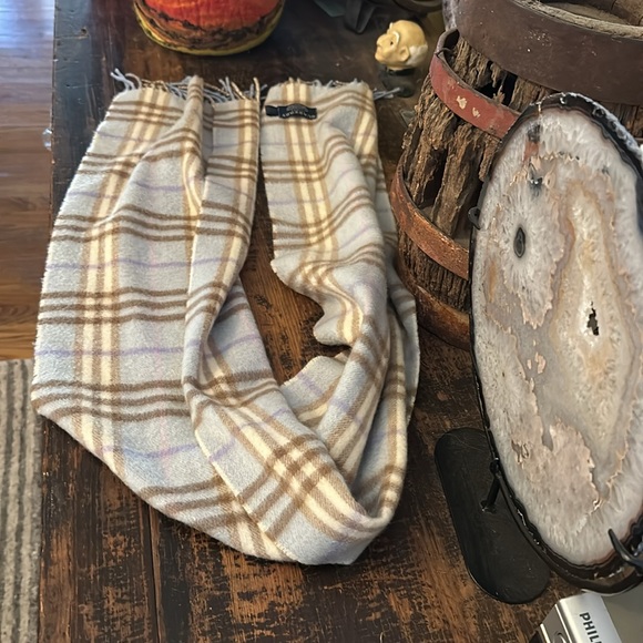 AUTHENTIC BURBERRY check tag/fringe Fashion Accessories Scarf Wool / - Picture 8 of 8